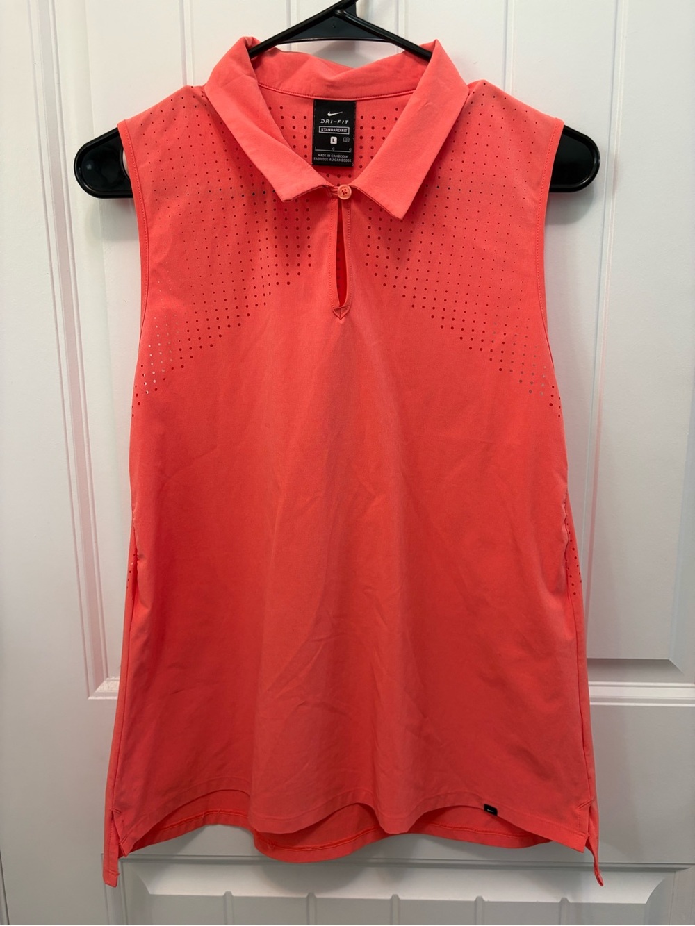 Nike Dri-Fit Flex Ace Sleeveless Golf Polo. Size Large. Coral color